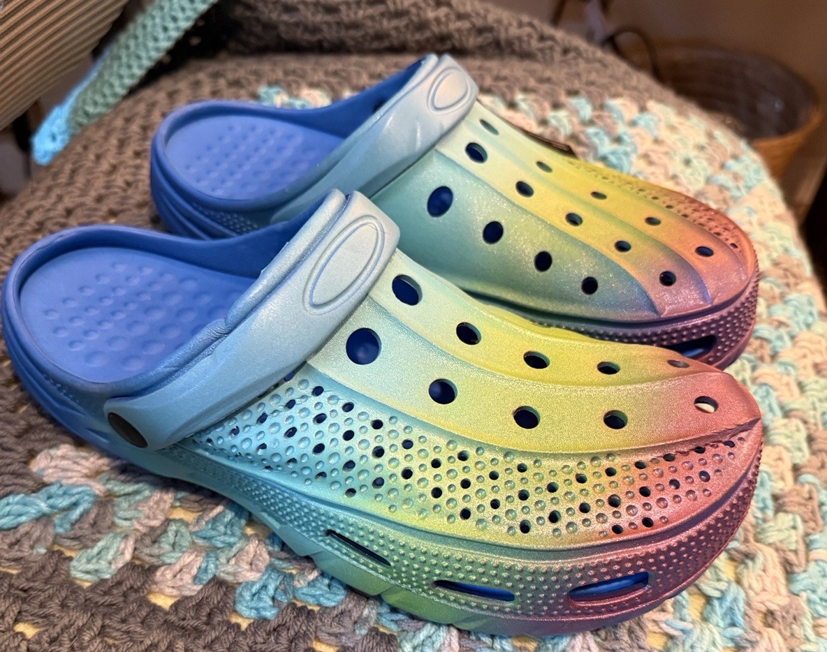 Chay Chax Arch Support Clogs
