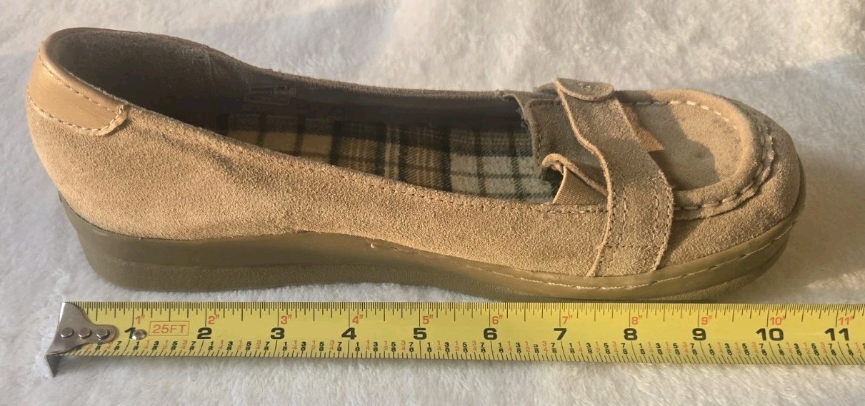 Rocket Dog Suede Slip On Shoes Womens Size 10 Tan Slip On Button Cute Brown C218