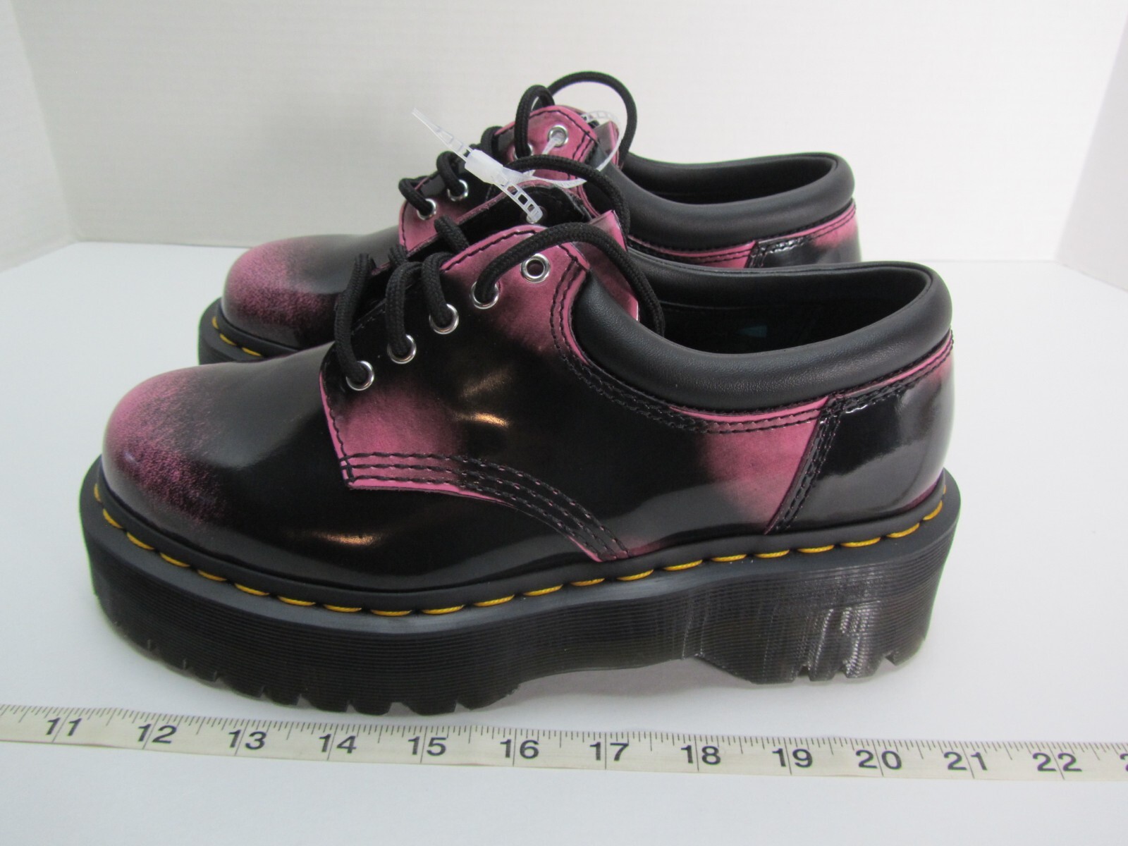 New Dr Martens Distressed Leather Platform Black Pink Arcadia Shoes Unisex 5 Eye
