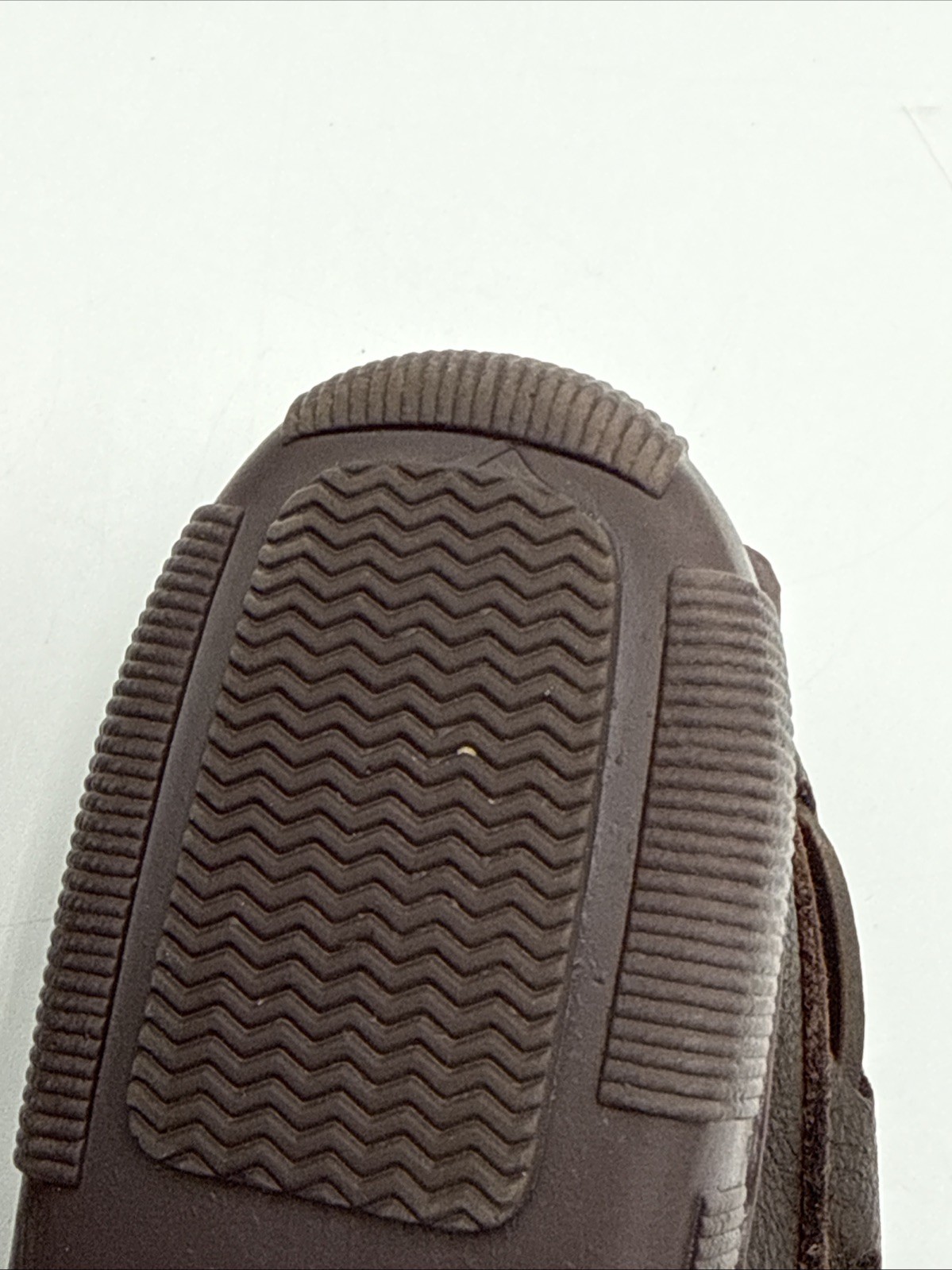 Minnetonka Brown Espresso Hardsole Moccasins 492 Size 8.5 – EUC