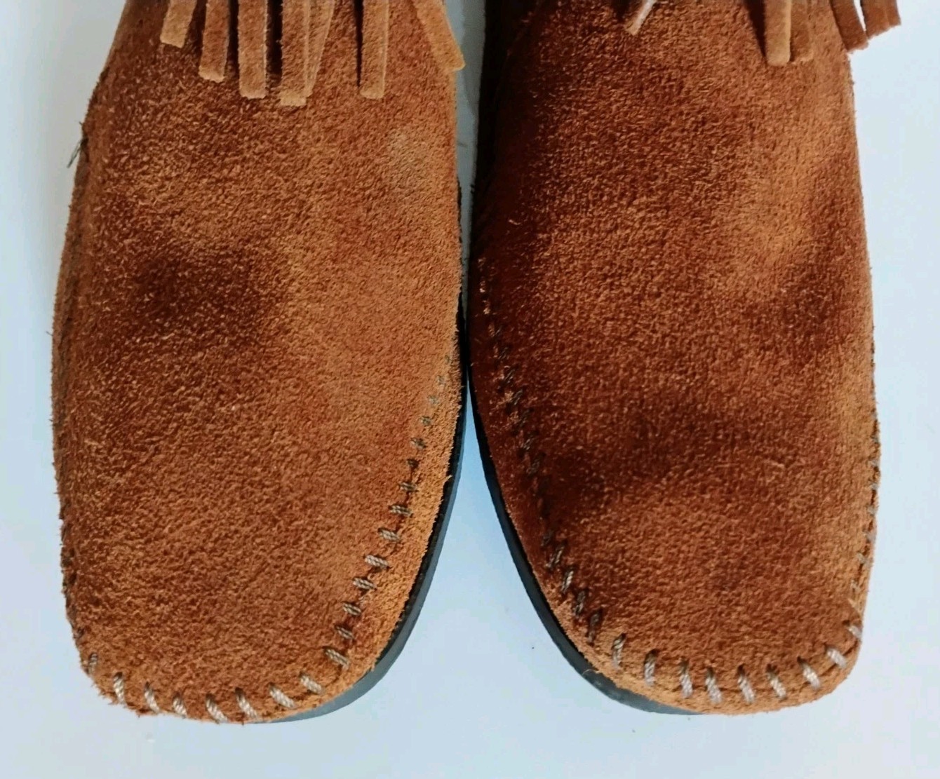 NWOB “Minnetonka” Brown Suede High Top Back Zipper Moccasin Boots US-11