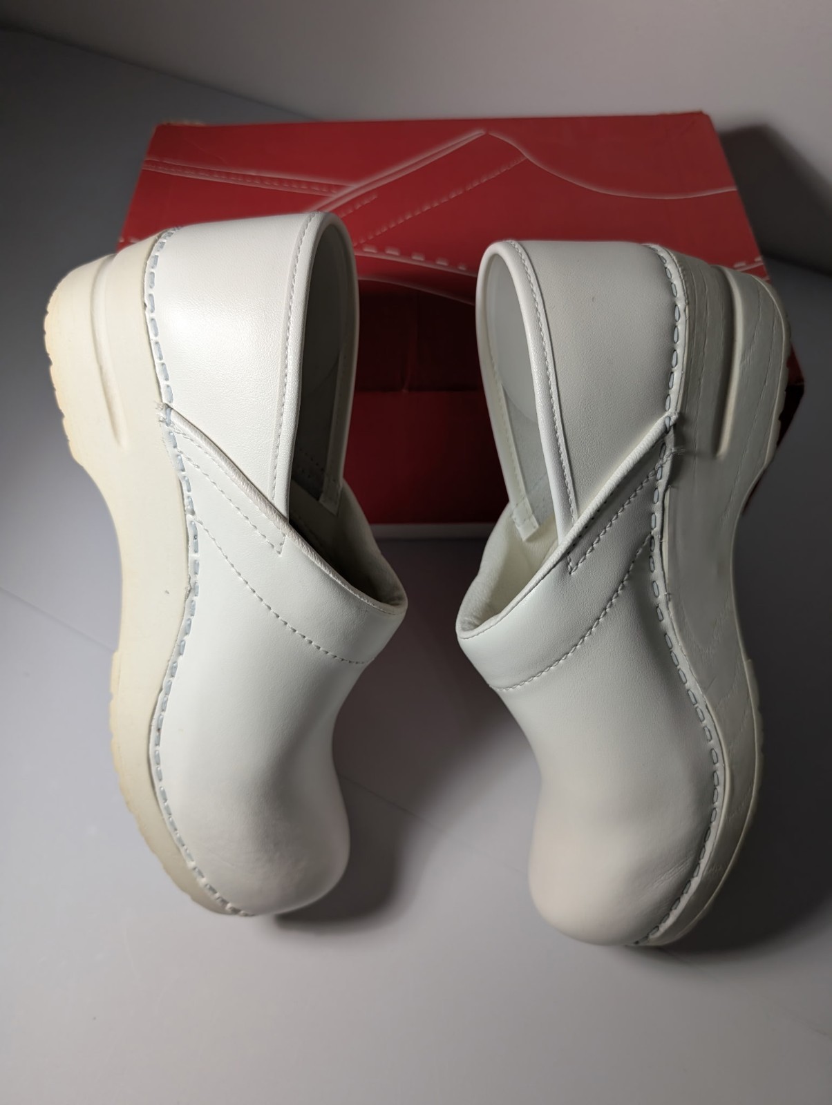 Sanita The Original Danish Clogs White Leather Slip On EU 38