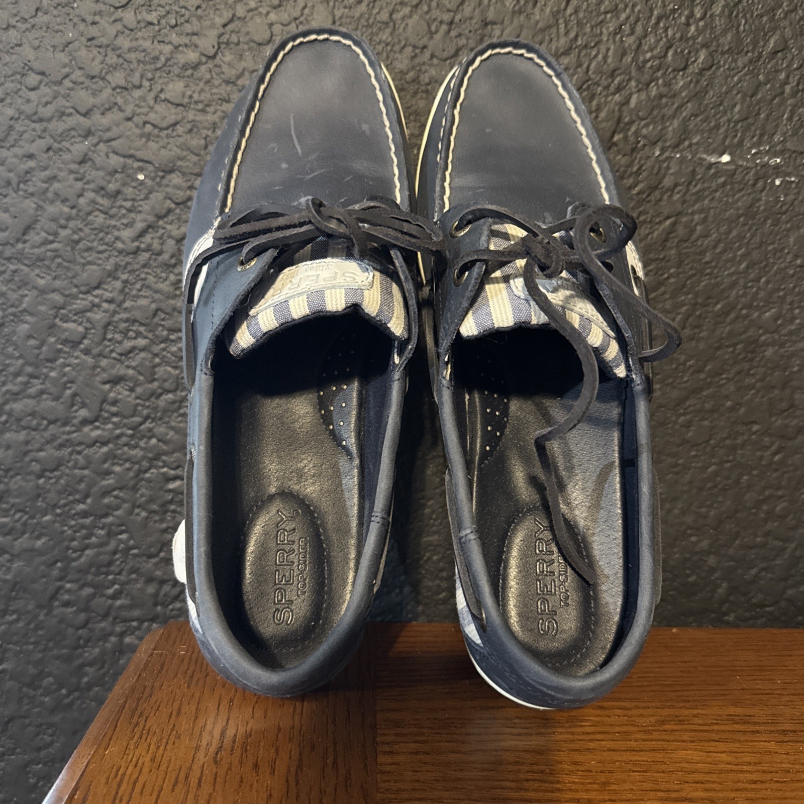 Sperry Women’s Koifish Stripe Navy Leather with linen stripes STS88671