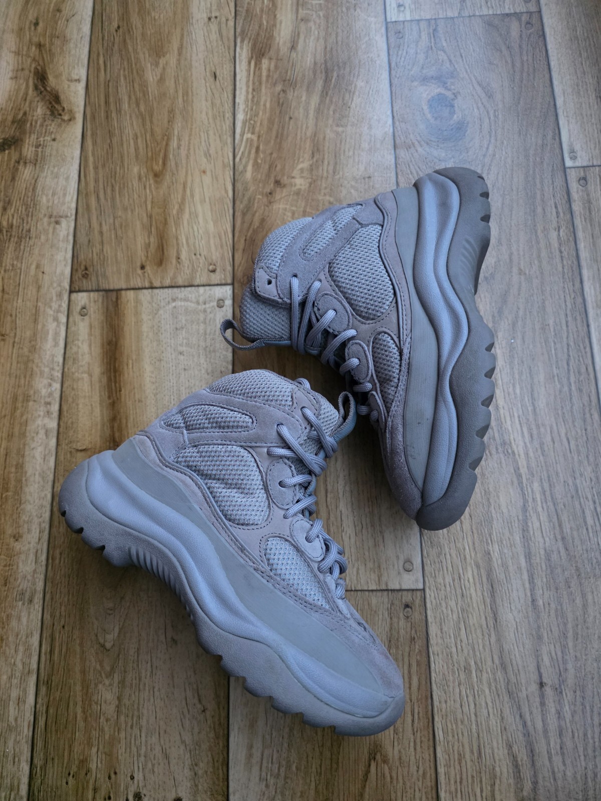 ADIDAS YEEZY SEASON 7 DESERT BOOTS SIZE 36 EU, 5.5 US, 3.5 UK