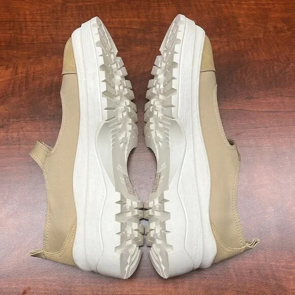 Urban Outfitters Sesame Shirlee Mary Jane