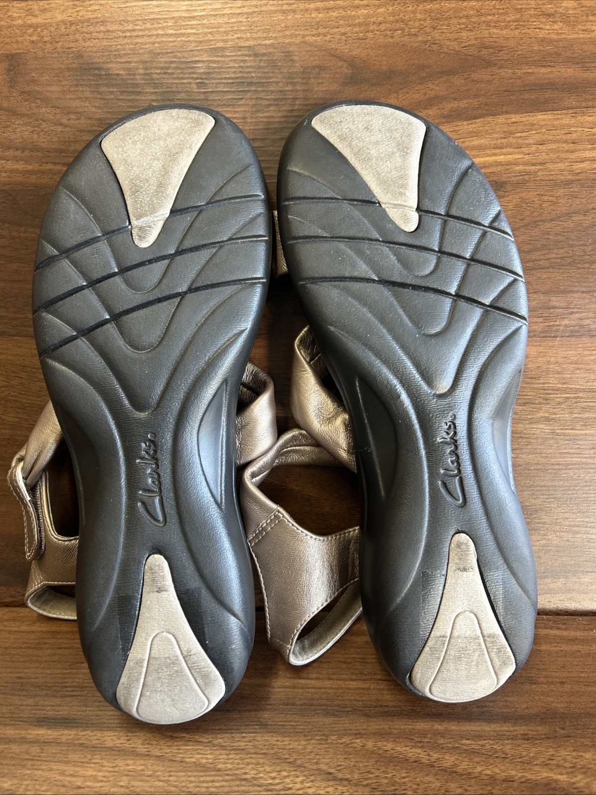 Clark’s, Sandals, Women’s 9.5, Strappy, Walking, Beach, Gold, Black