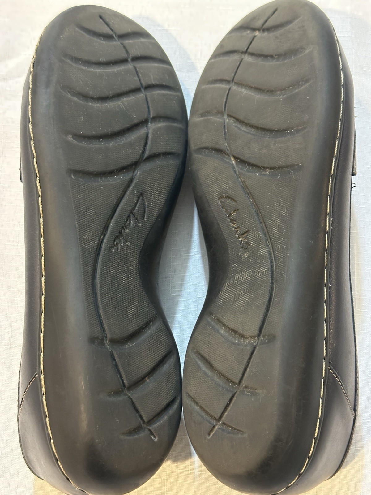 Clarks Collection Women’s 10W Navy Blue Leather Tassel Loafers Comfort Shoes