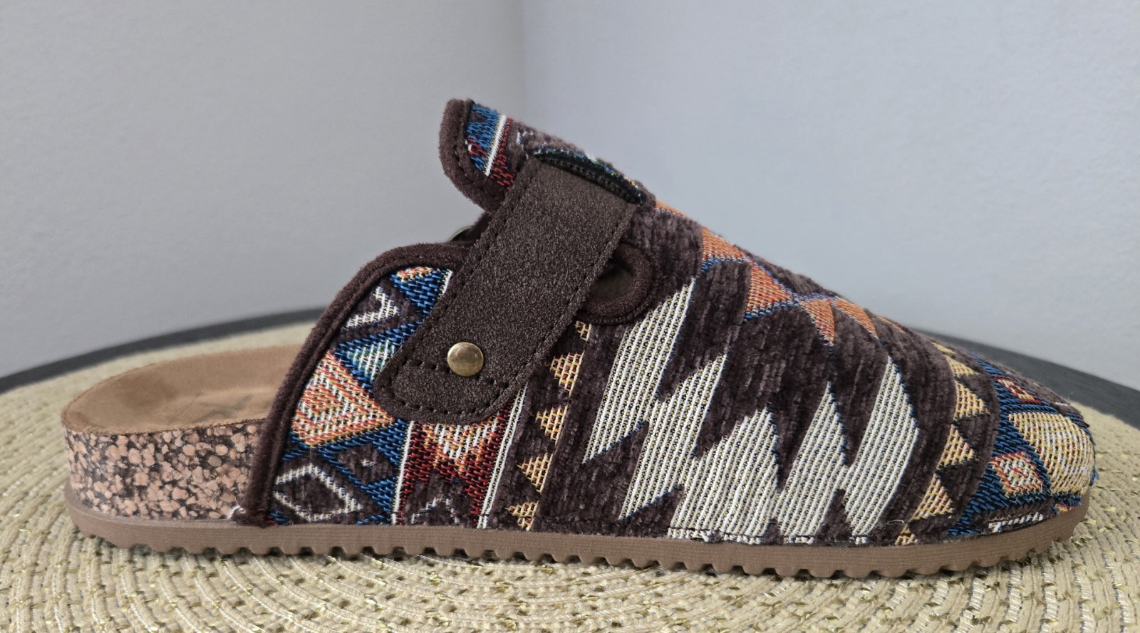 Dirty Laundry Bohemian Tapestry AZTEC Pattern Slide On Clogs Womens US 7 Artsy