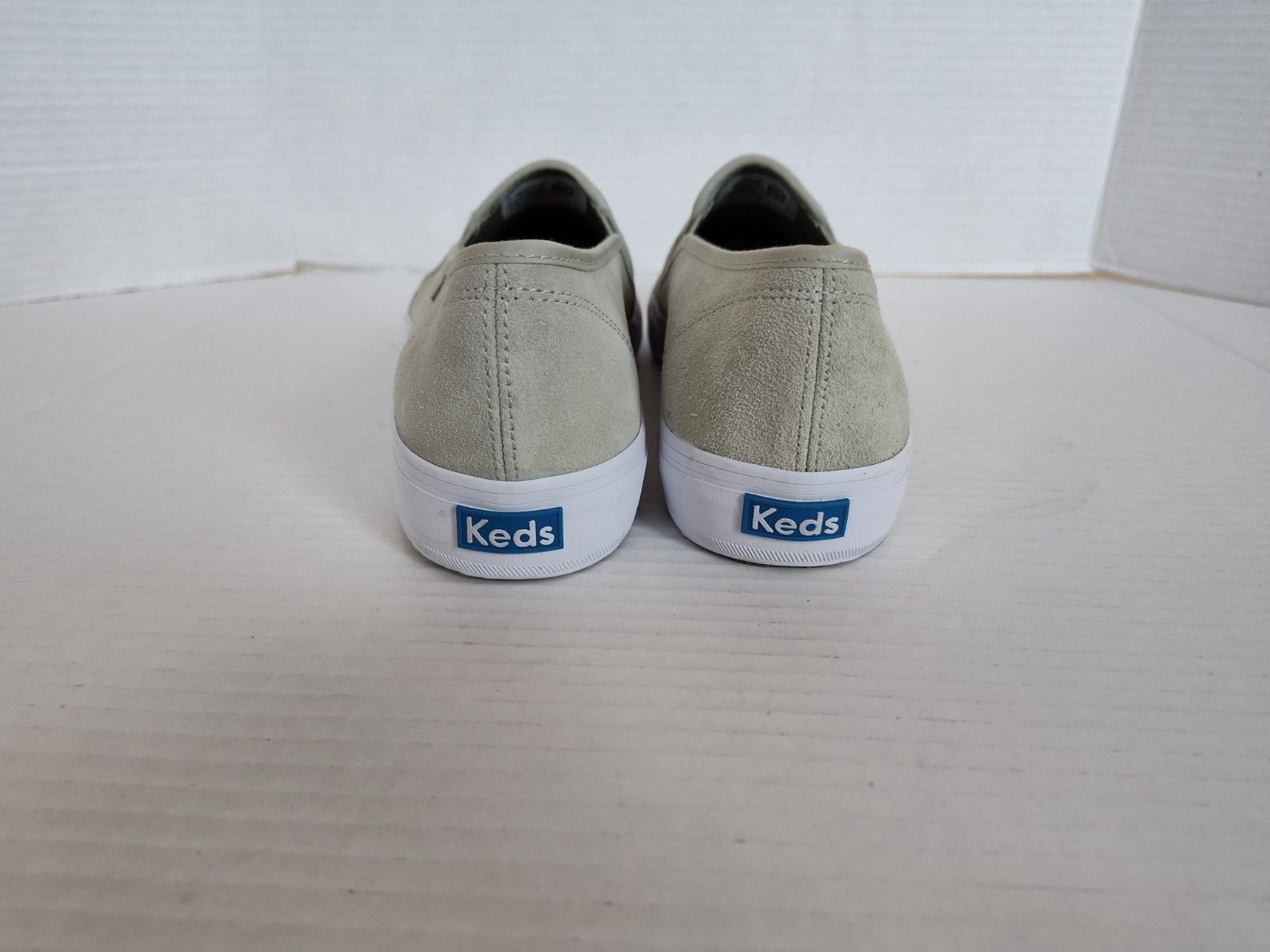 KEDS Double Decker Slip On Perforated Sage Green Suede Comfort Shoes Size 10