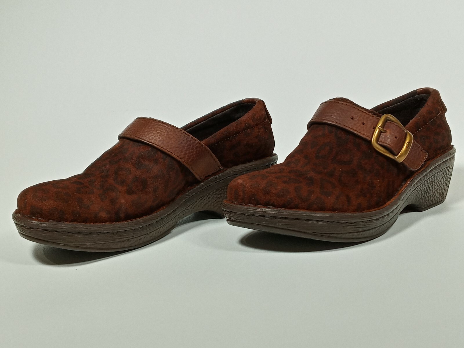 Born Women’s Glendell Brown Leopard Slip On Clog Shoes B64857 Size 8 EU 39 Good