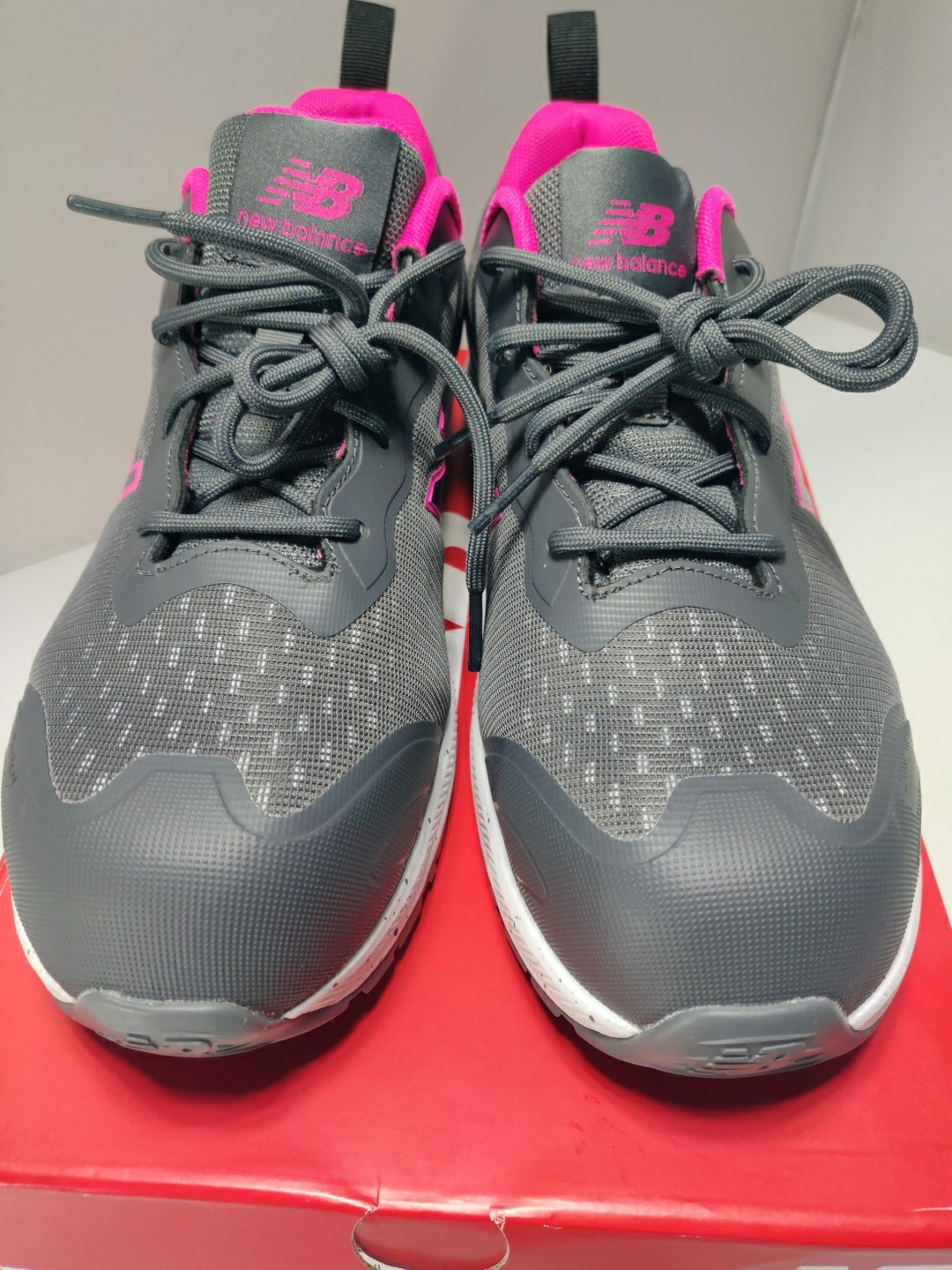 New Balance Logic Womens Work Shoe Sz 9 B Gray Pink Composite Safety Toe Sneaker
