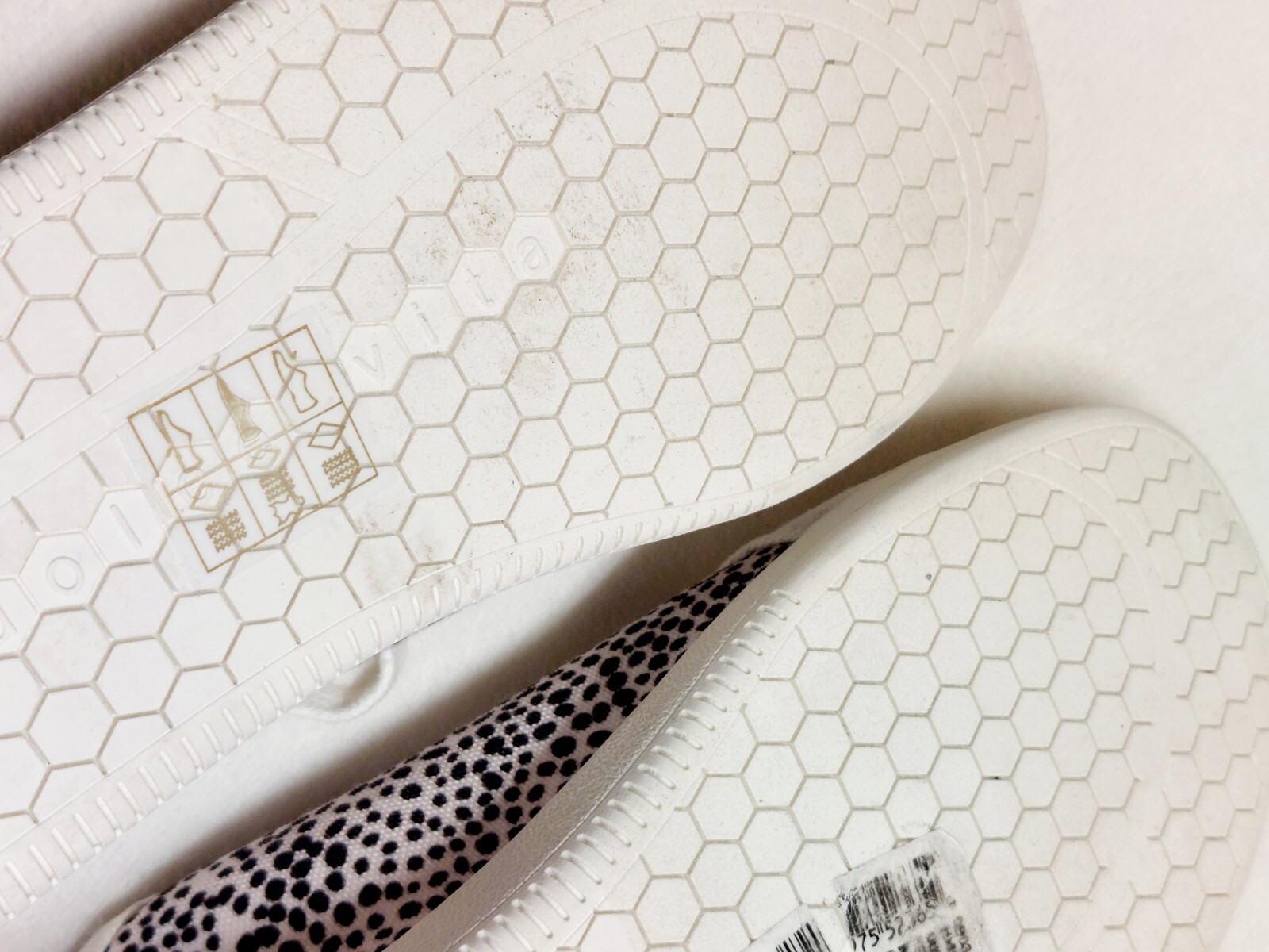 Dolce Vita Neza Lace Up Sneaker Black White Spotted Canvas Size 8.5
