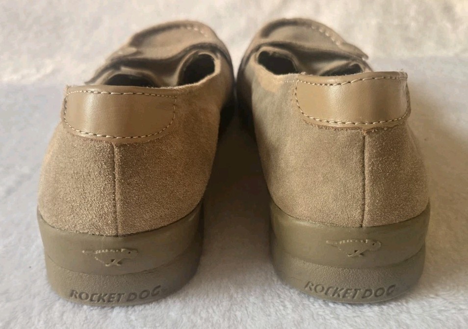 Rocket Dog Suede Slip On Shoes Womens Size 10 Tan Slip On Button Cute Brown C218
