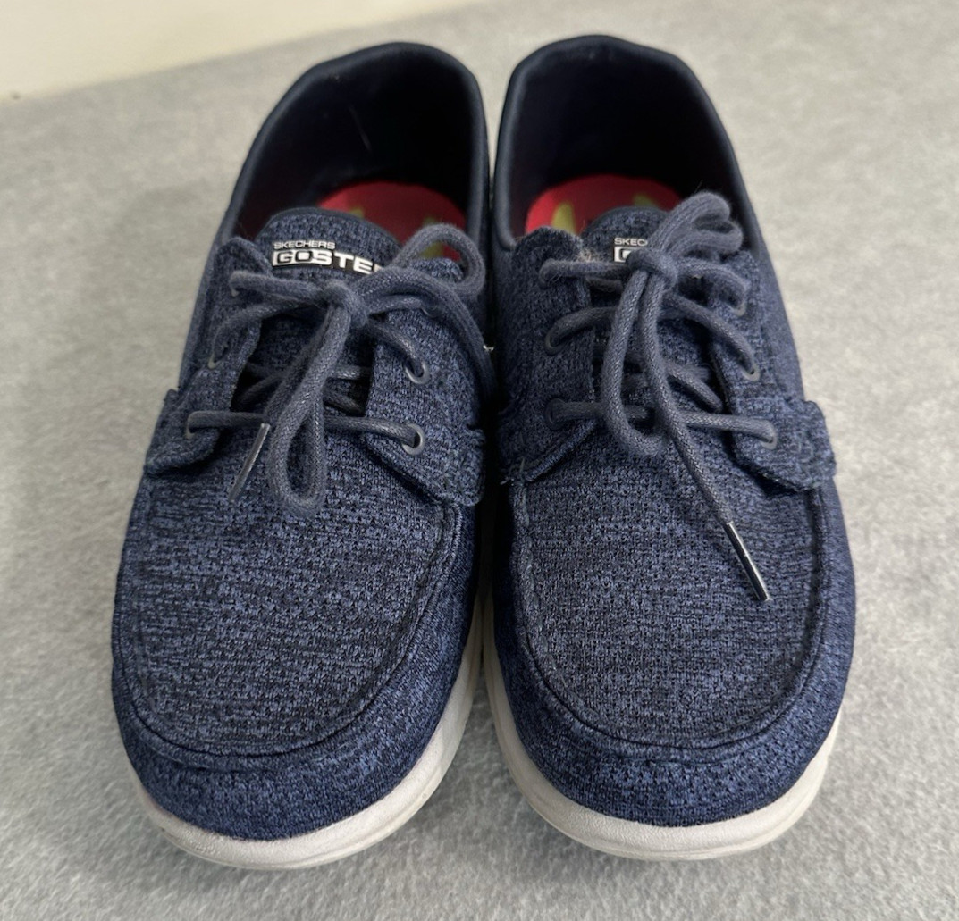 Skechers GoGa Max women’s 8.5 blue boat shoes