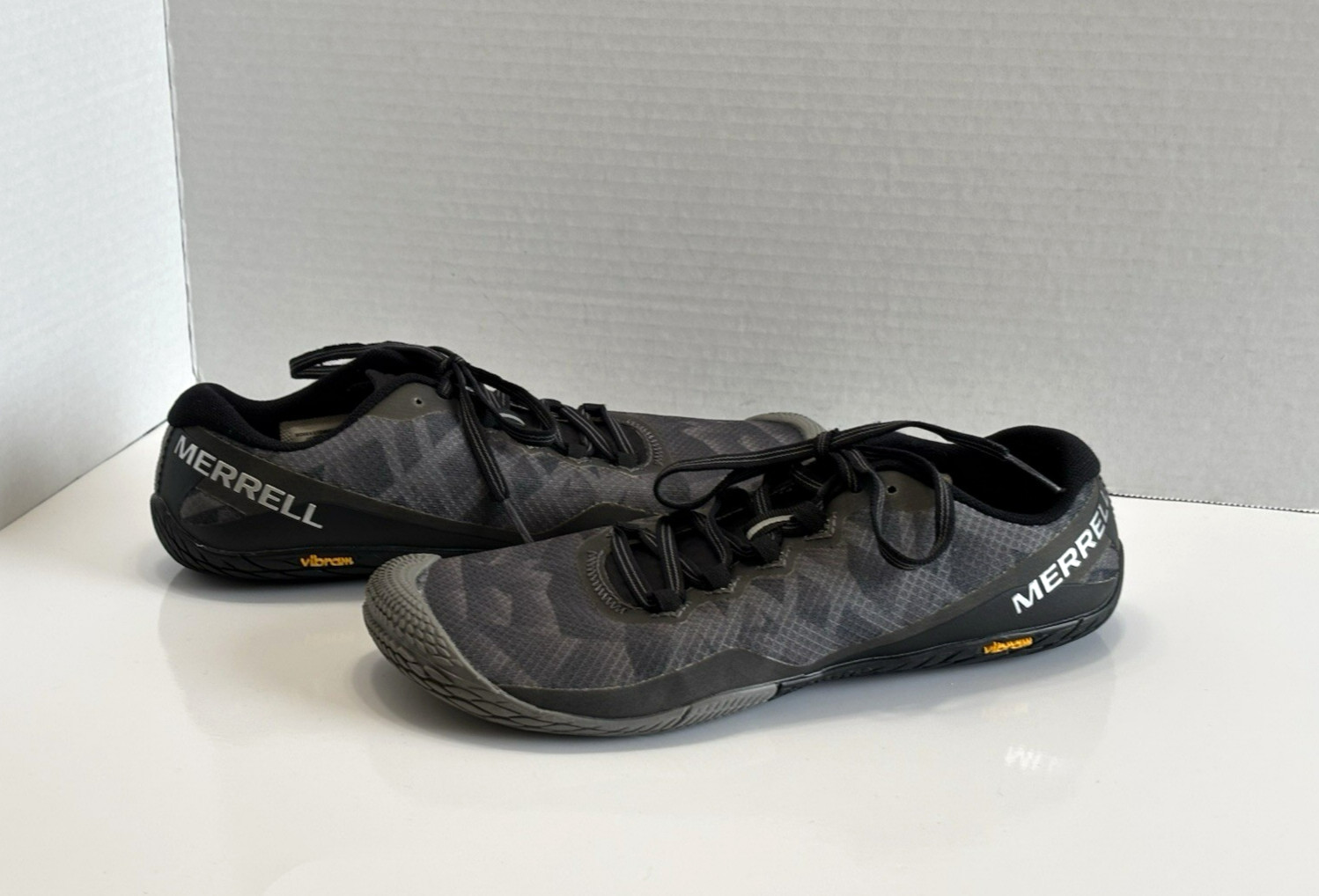 Merrell Vapor Glove 3 Sneakers Women 8.5 Gray Mesh Barefoot Vibram Running Shoes