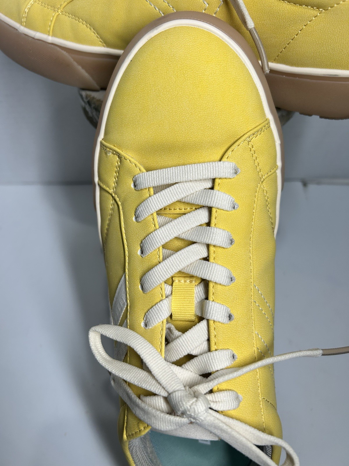 Dr. Scholl’s Offline Womens Fashion Sneakers 9M Sunset Yellow In Box Worn Once