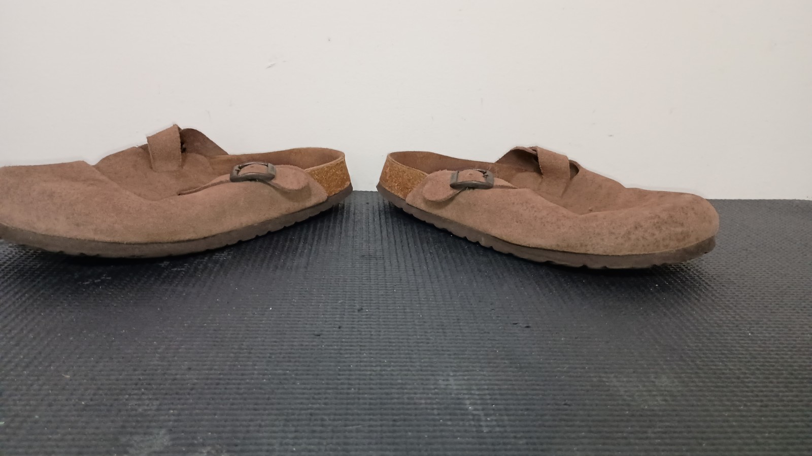 Birkenstock Betula Boston Khaki Suede Slip On Clogs US W 8 EU 39 Stained
