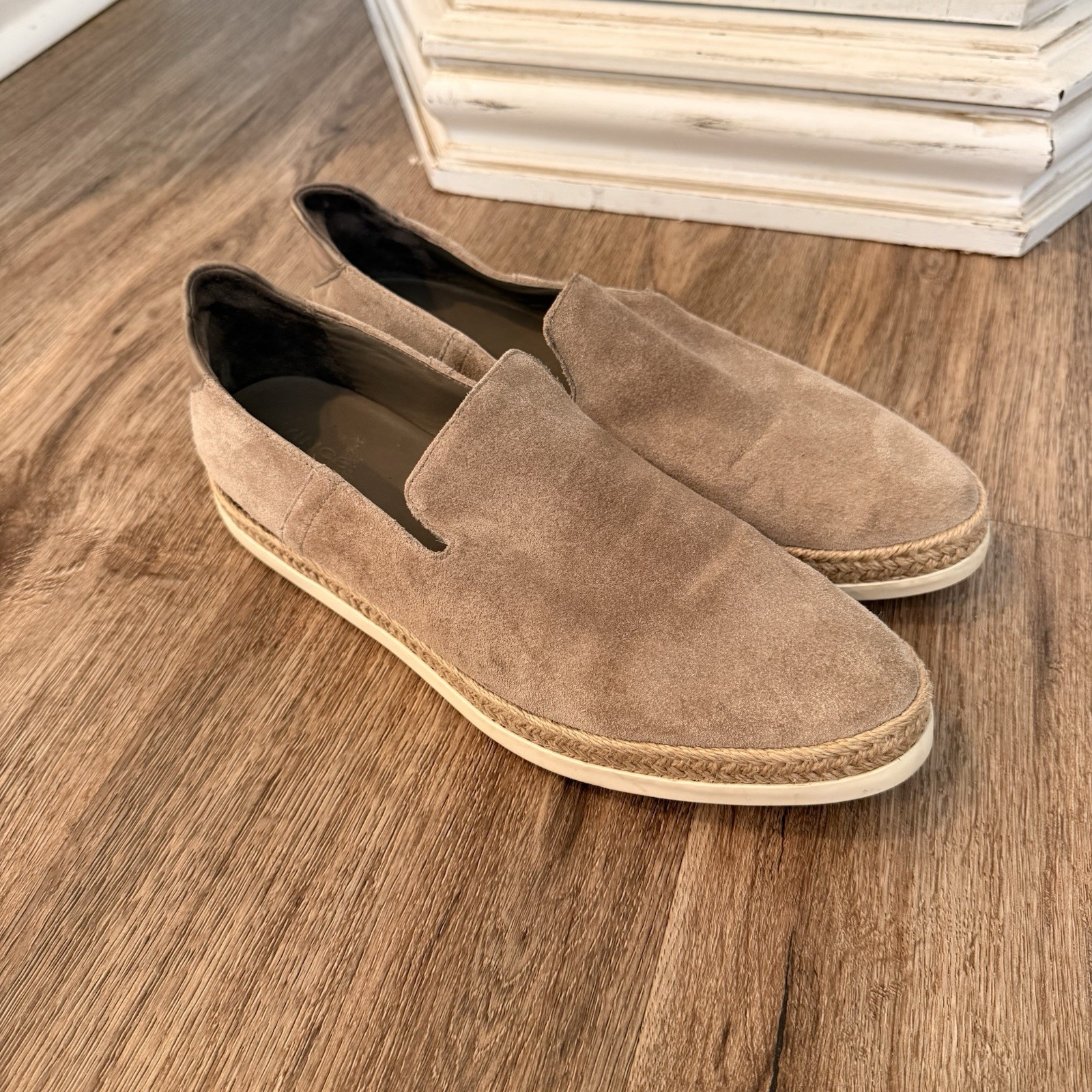 Vince Dillon Slip On Shoes Suede Women’s Size 8.5 M Suede Neutral Espadrille