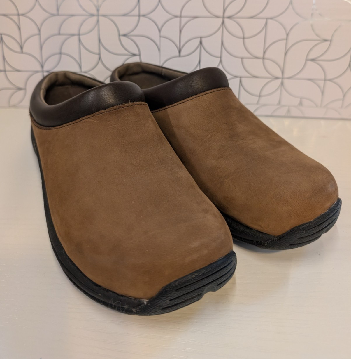 MERRELL MOC Clogs Slip On Leather Shoes Womens Size 6.5