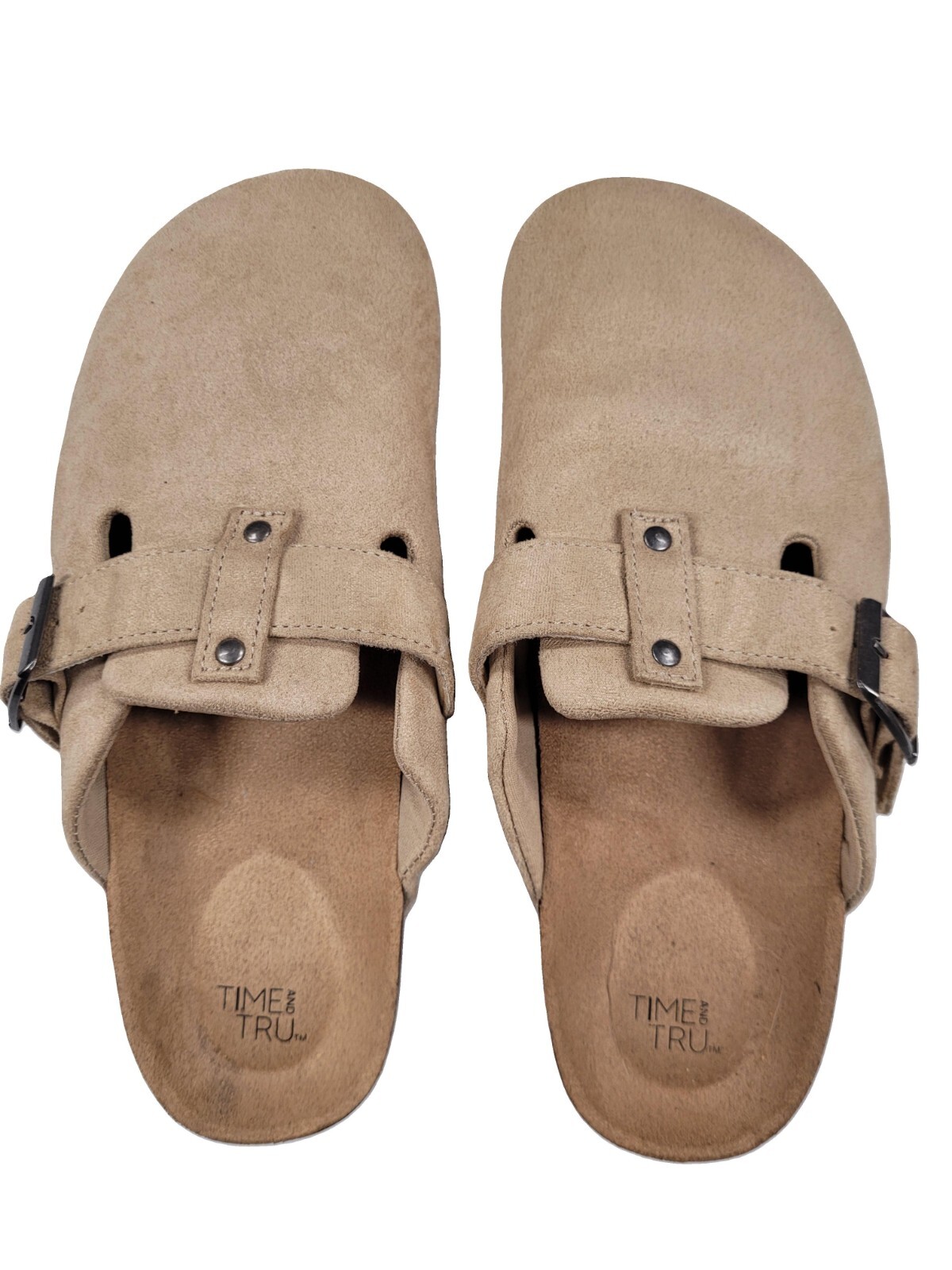 Time & True Slip-Ons (9) Tan Instep Buckles Tighten 1″ Heel Cloth Outsole