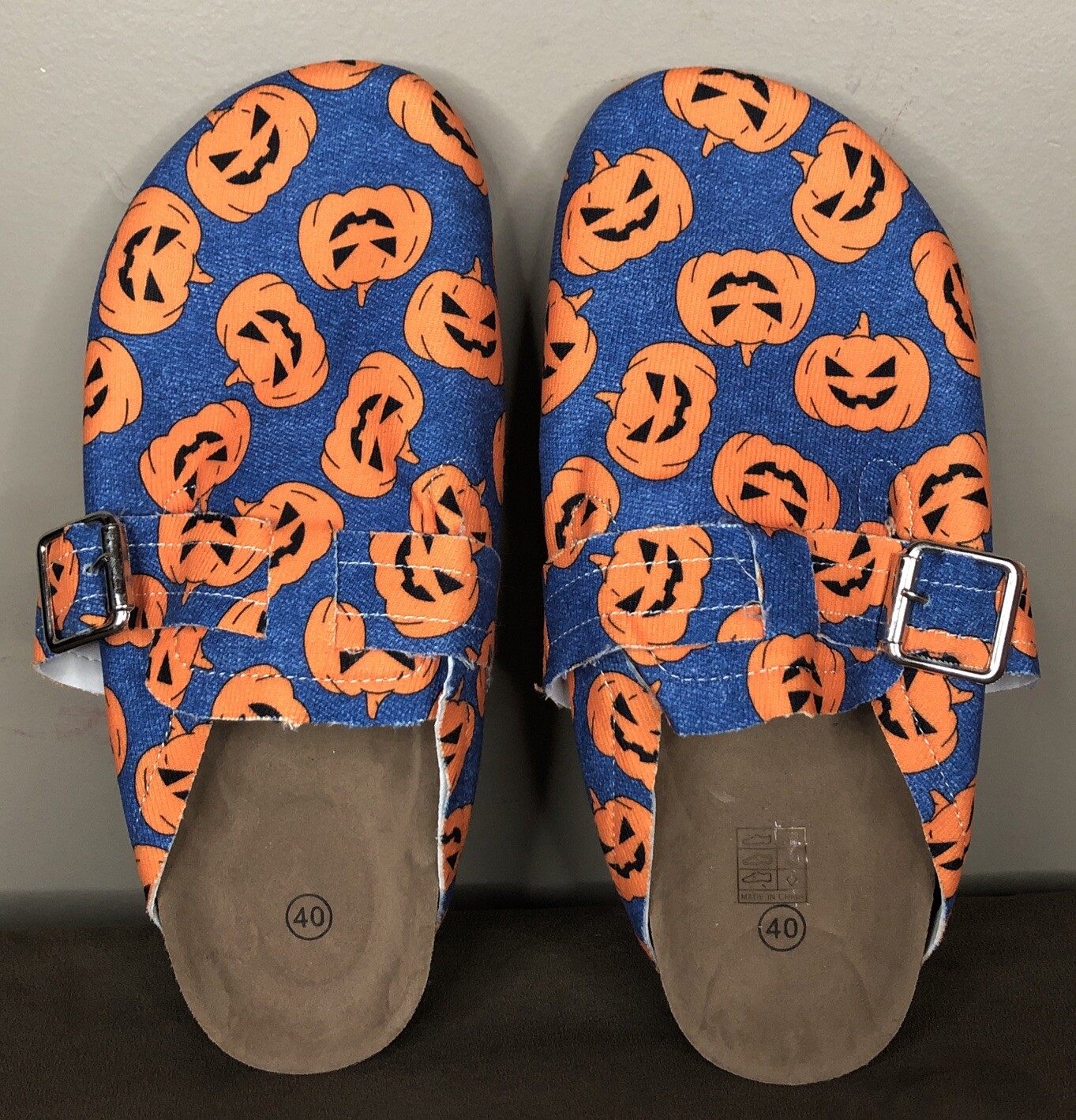 PUMPKIN PATTERN FLAT MULES Women’s 8 Slip On Casual Comfort SHOES Halloween