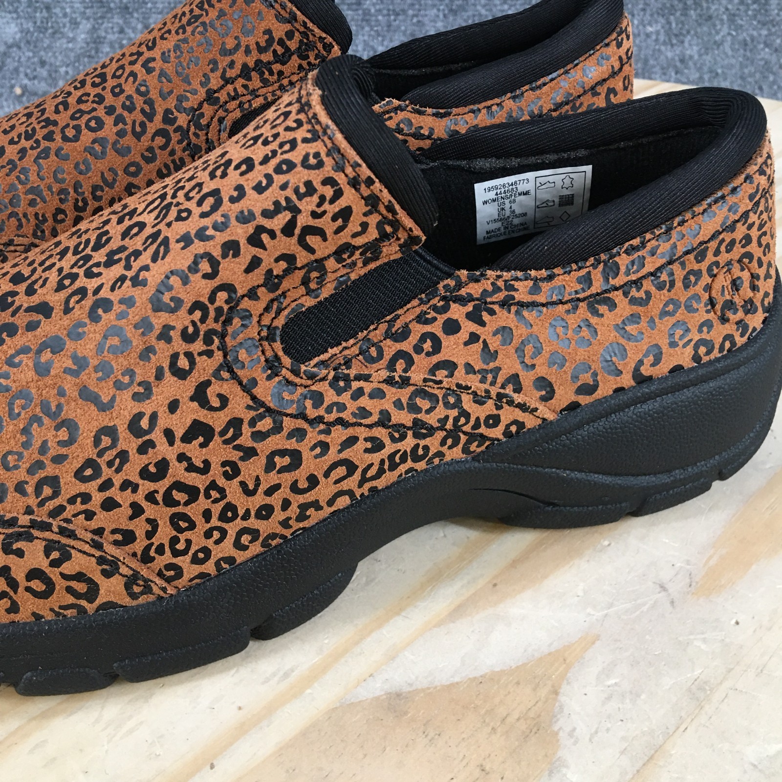 Lands End Shoes Womens 6 B Slip On Brown Leopard Print Comfort Casual Low Top