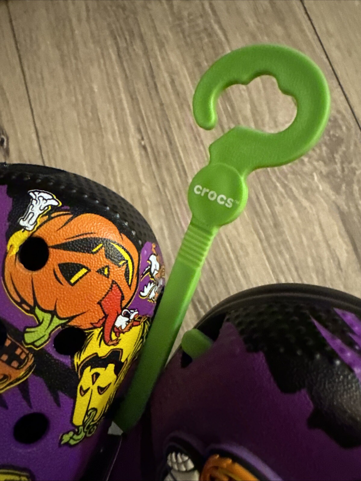 Disney Parks Mickey Mouse Halloween Crocs 2024 Size 7 Women’s NEW