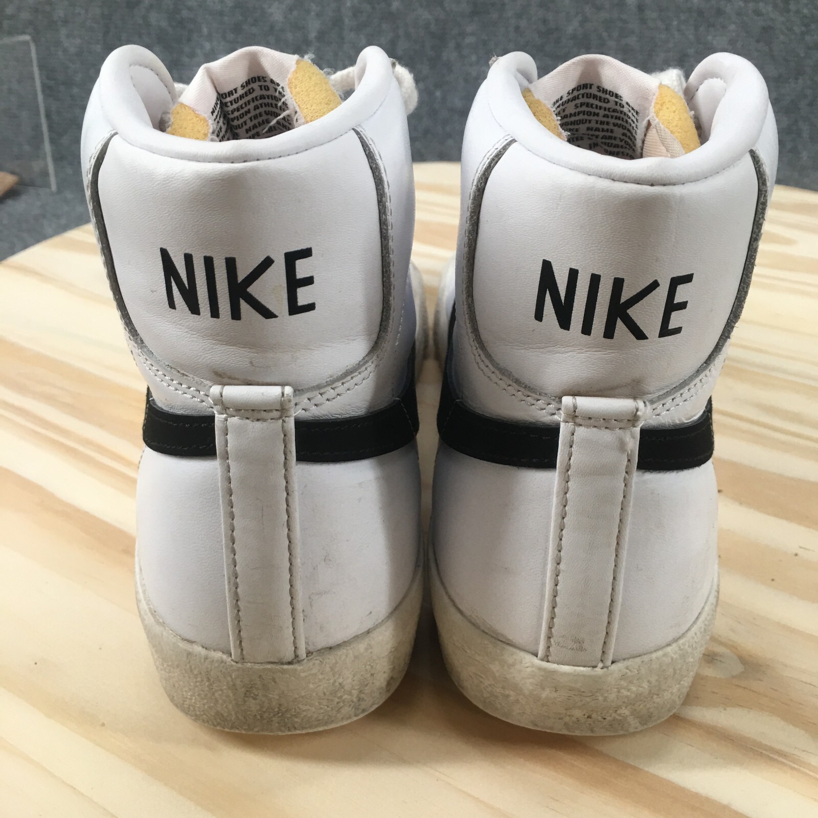 Nike Shoes Womens 9.5 Blazer Mid ’77 Vintage Sneakers White Lace Up Athletic