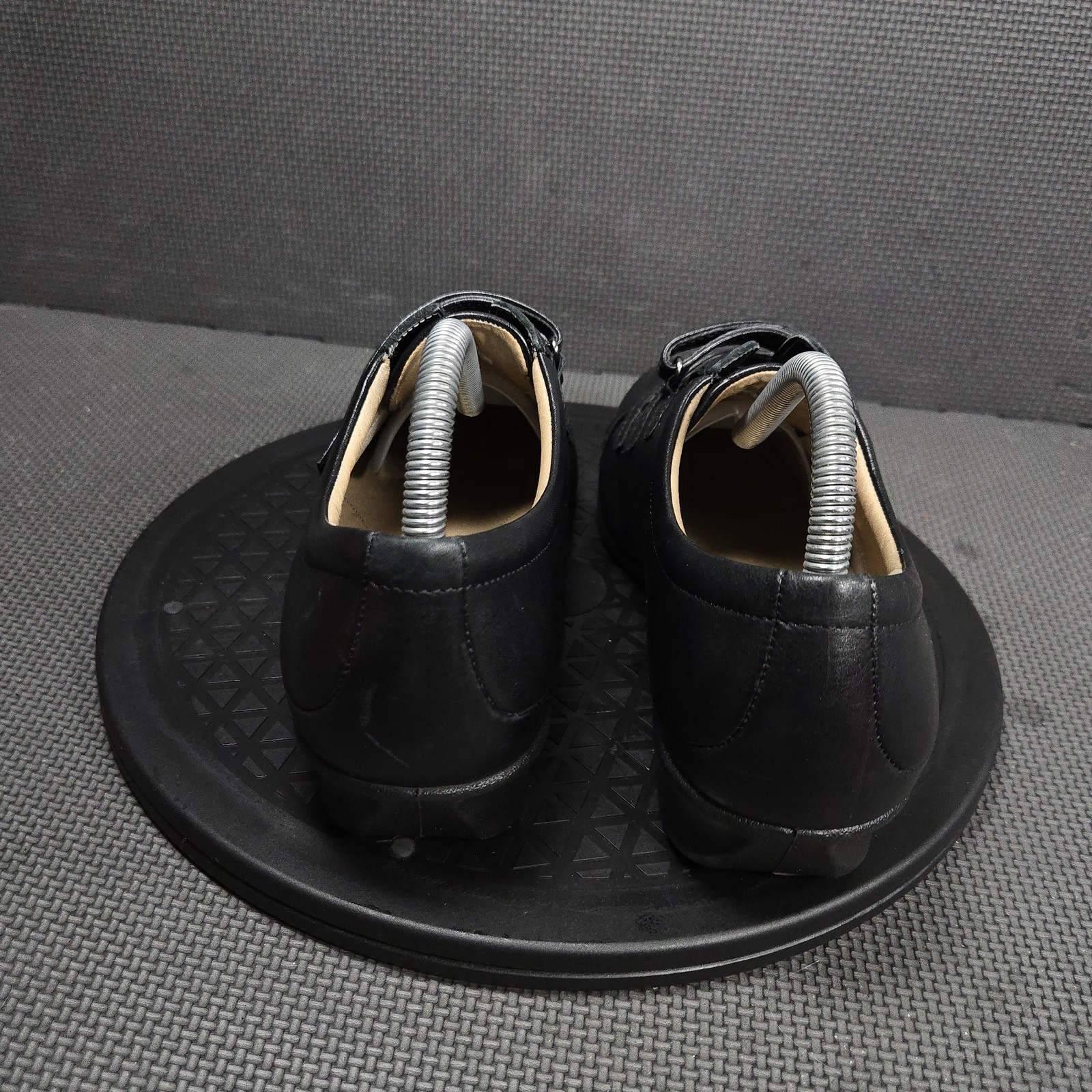ECCO Shoes Womens Size 9.5 Black Leather Hook Loop Walking Comfort Sneakers
