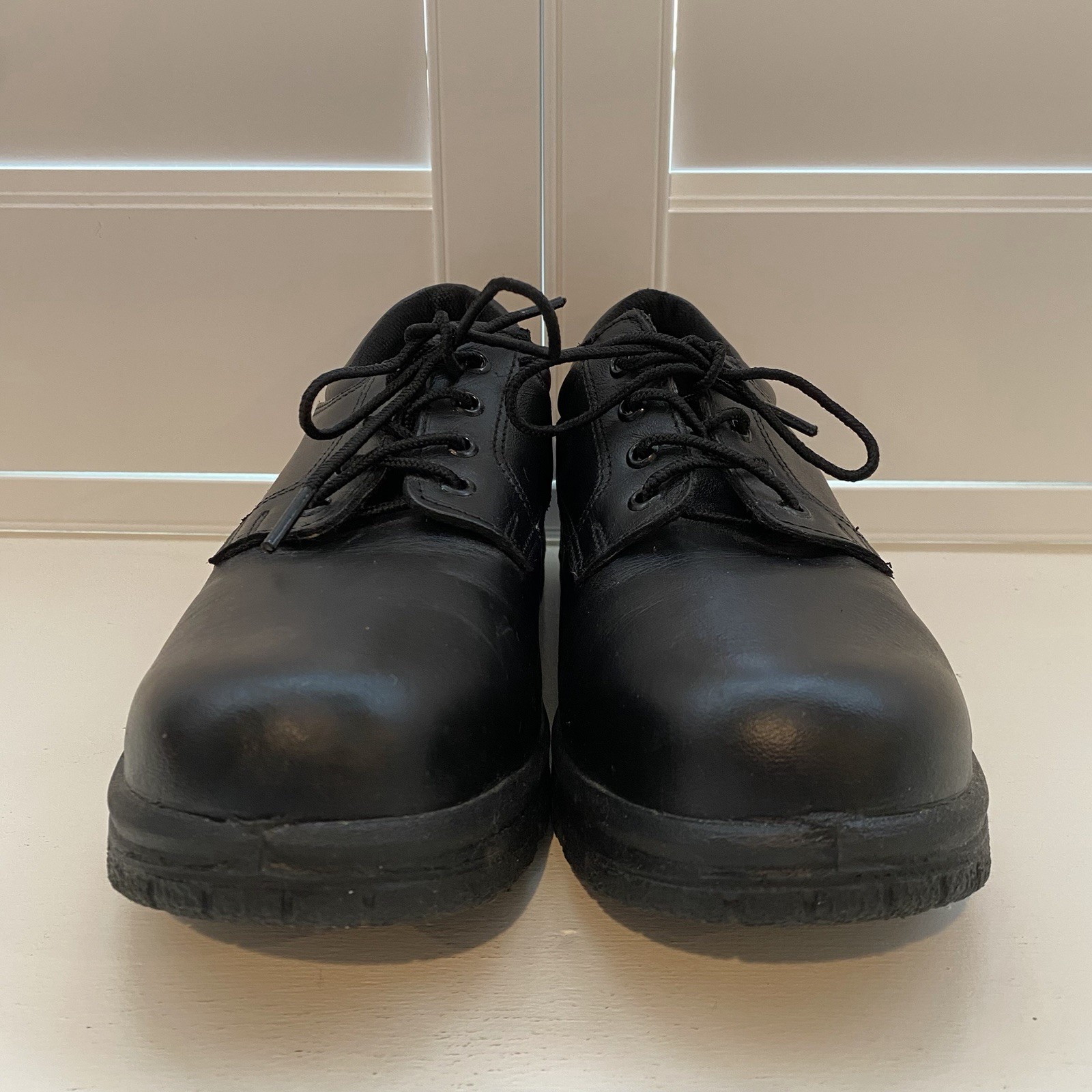 NWOT Thorogood Women’s Soft Streets Series Slip Resistant Oxford Sneaker Size 8