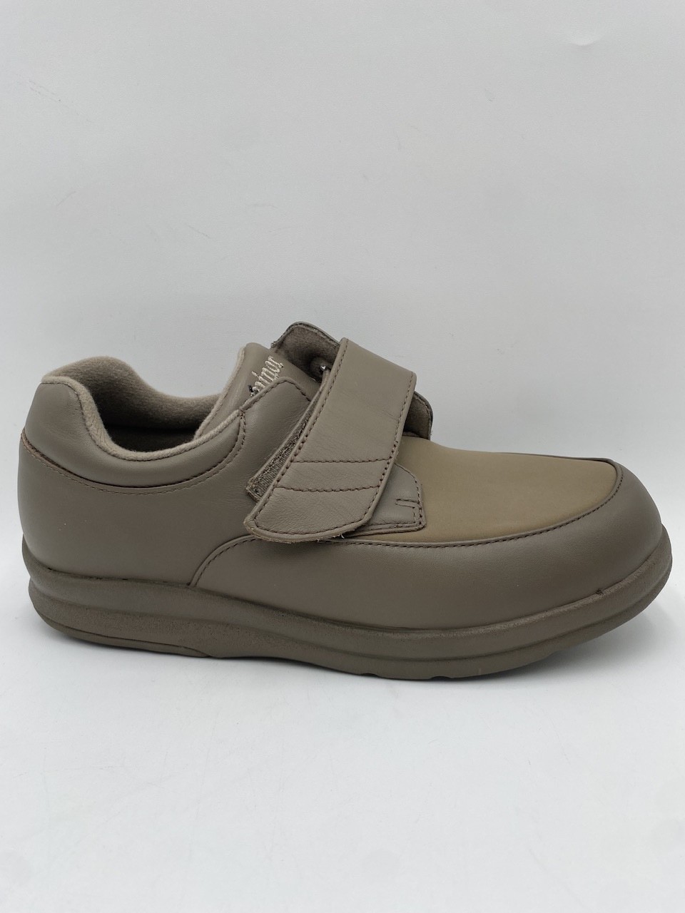 p.w. minor PLEASURE STRAP Women’s NEW Walking Shoes Taupe Multiple Sizes