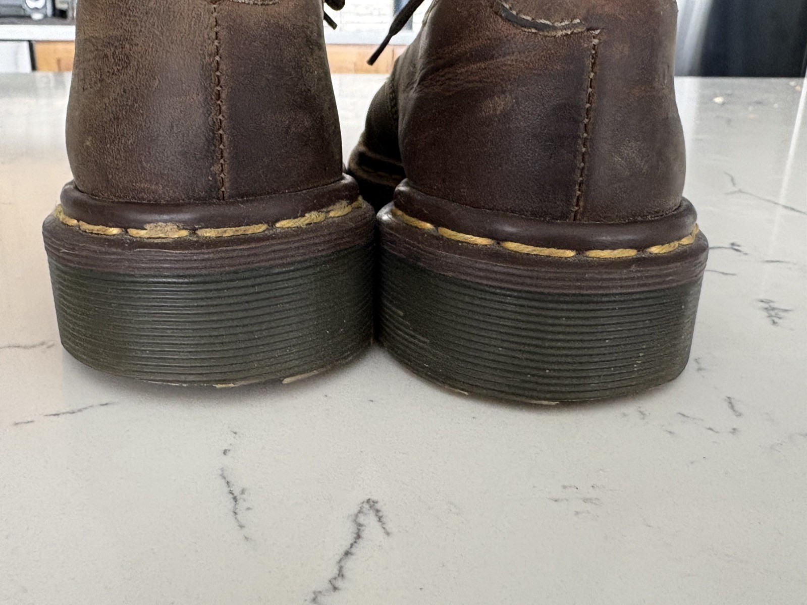 DR. MARTENS RARE VINTAGE MADE IN ENGLAND OXFORDS 1461 WOMENS UK SIZE 2 US 4 1G