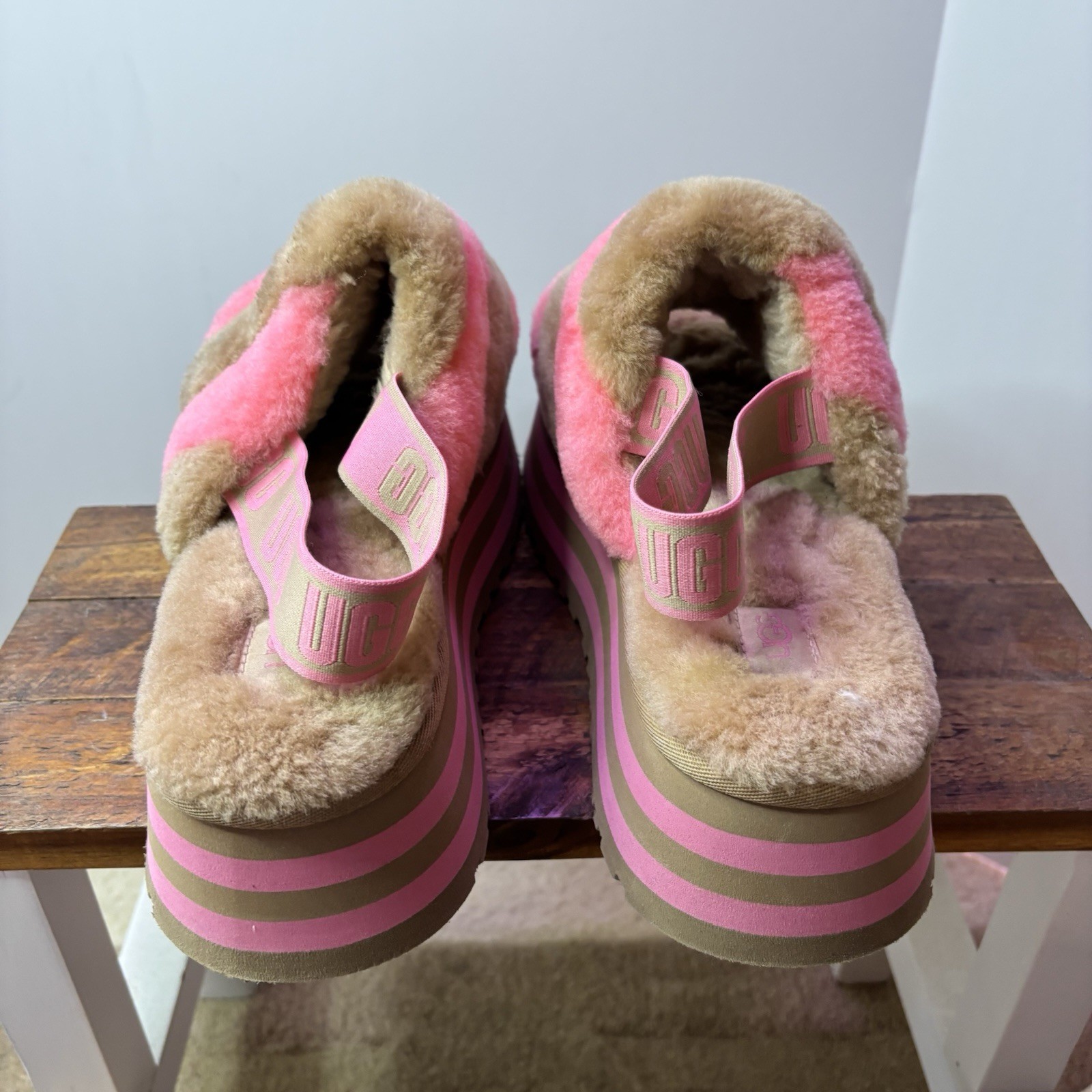 UGG Disco Stripe Platform Slingback Slides Pink Tan Shearling Sandals Women’s 10