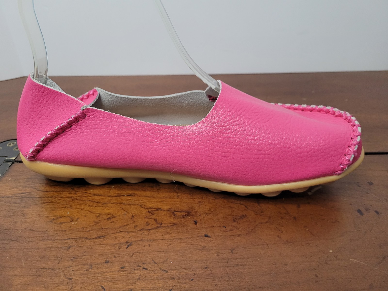 Venus Celia Pink Leather Comfort Womens Walking Driving Loafer Size 7.5 or 38