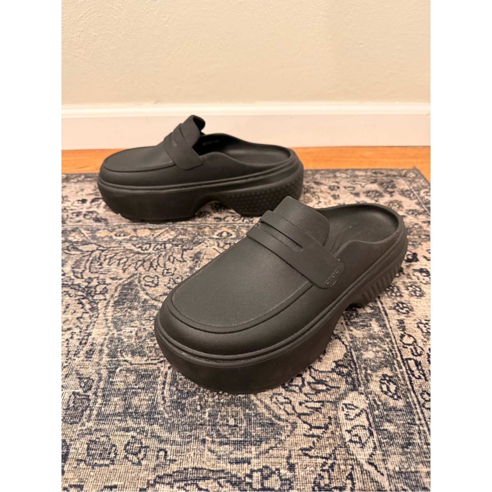 Crocs Women’s 9 Stomp Black Croslite Platform Slip-On Chunky Clogs Mule Loafers