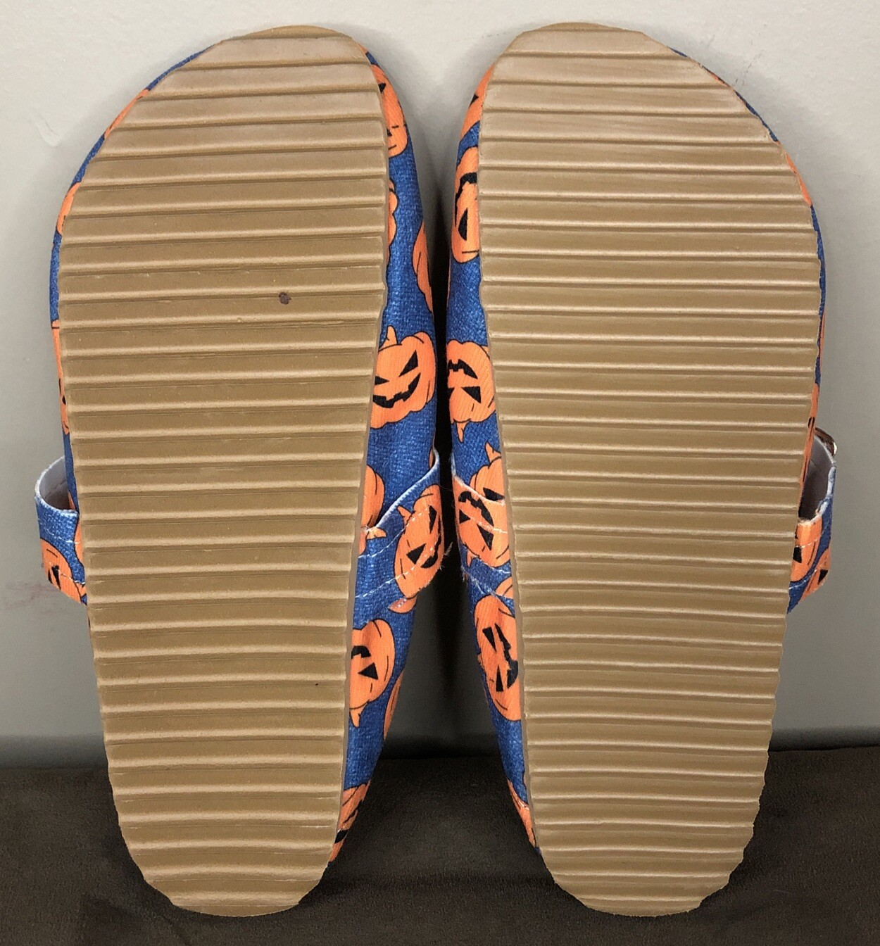 PUMPKIN PATTERN FLAT MULES Women’s 8 Slip On Casual Comfort SHOES Halloween