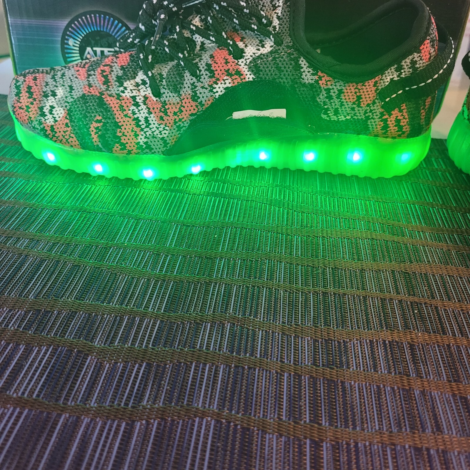 ATS Unisex LED Shoes Breathable Sneakers Light up Shoes Size 3.5