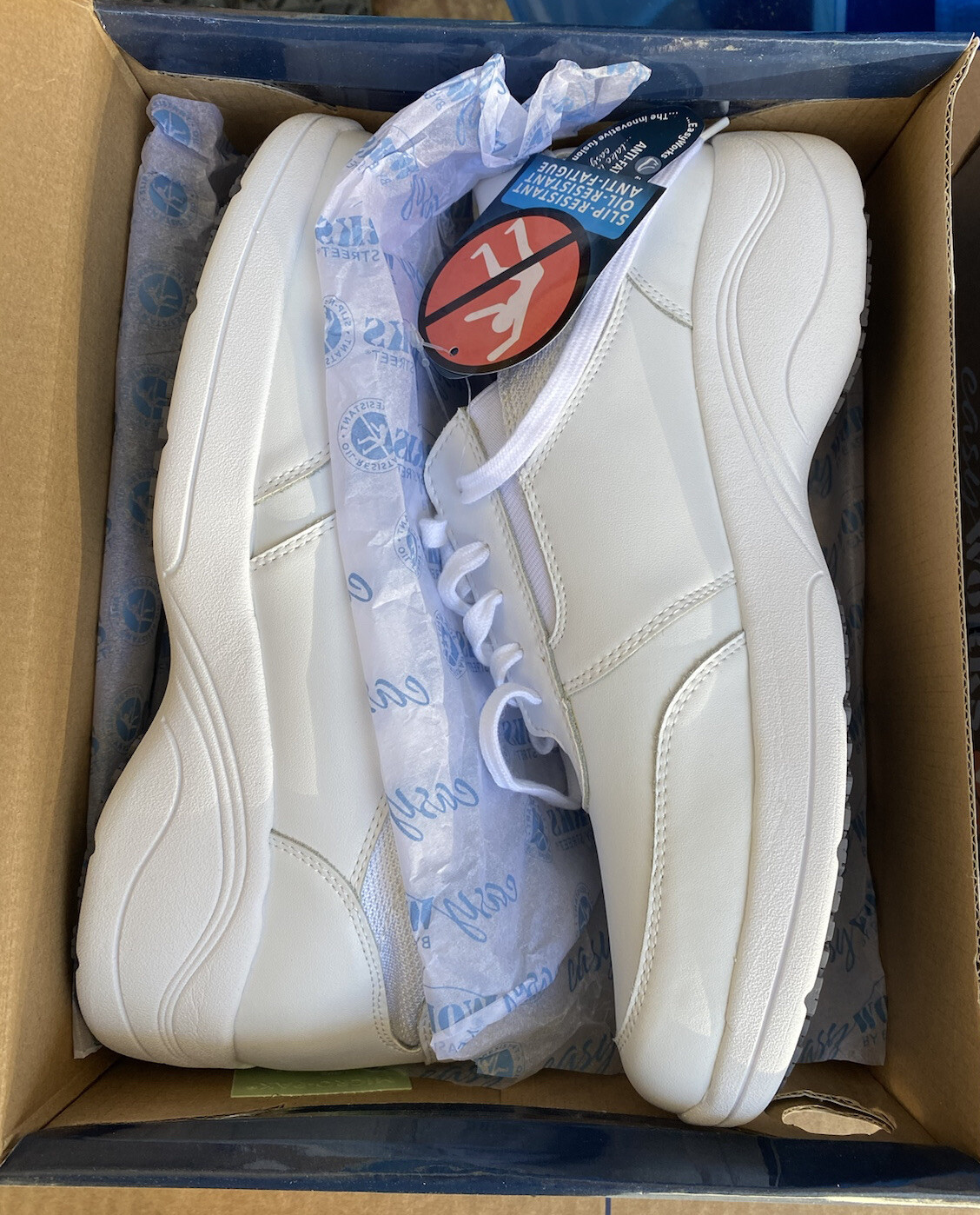 NEW Easy Works Middy White Women Professional Shoes Size 11 M Nurse Athletic