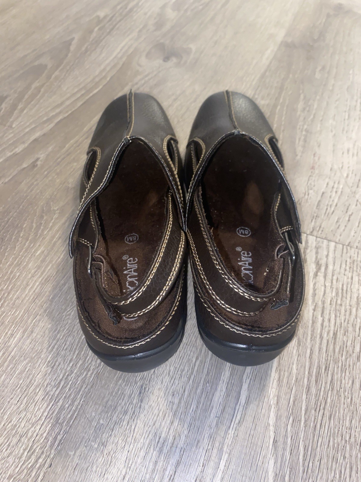 CushionAire Cassie Women’s 8M Brown Slingback Slip-On Faux Leather Cushioned