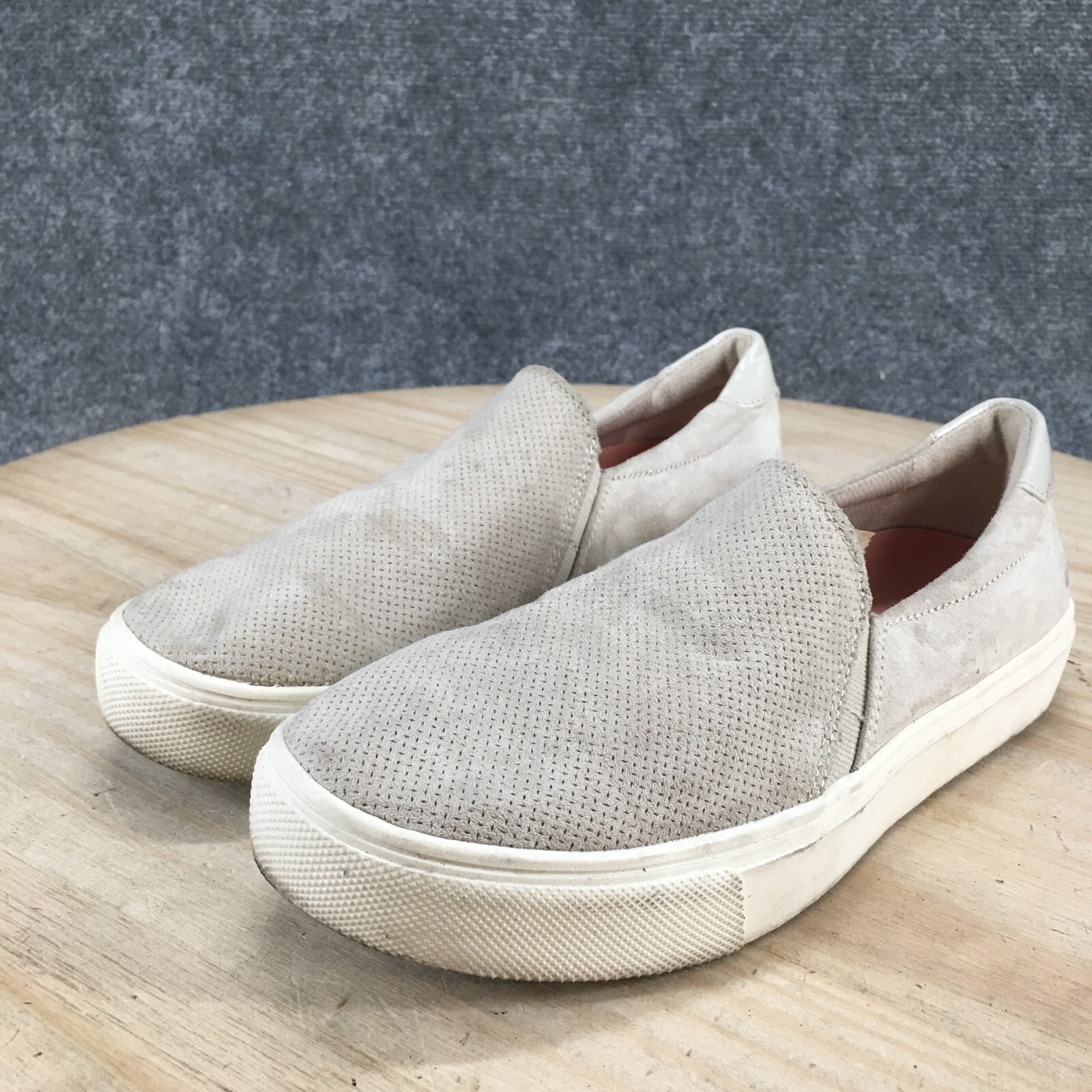 Dr. Scholls Shoes Womens 7M Nova Slip On Sneakers Gray Fabric Perforated Comfort
