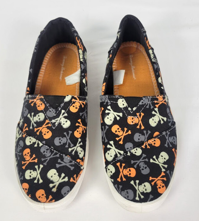 Women’s Tommy Bahama Shoes Size 8.5 Halloween Skull Slip On Glow In The Dark