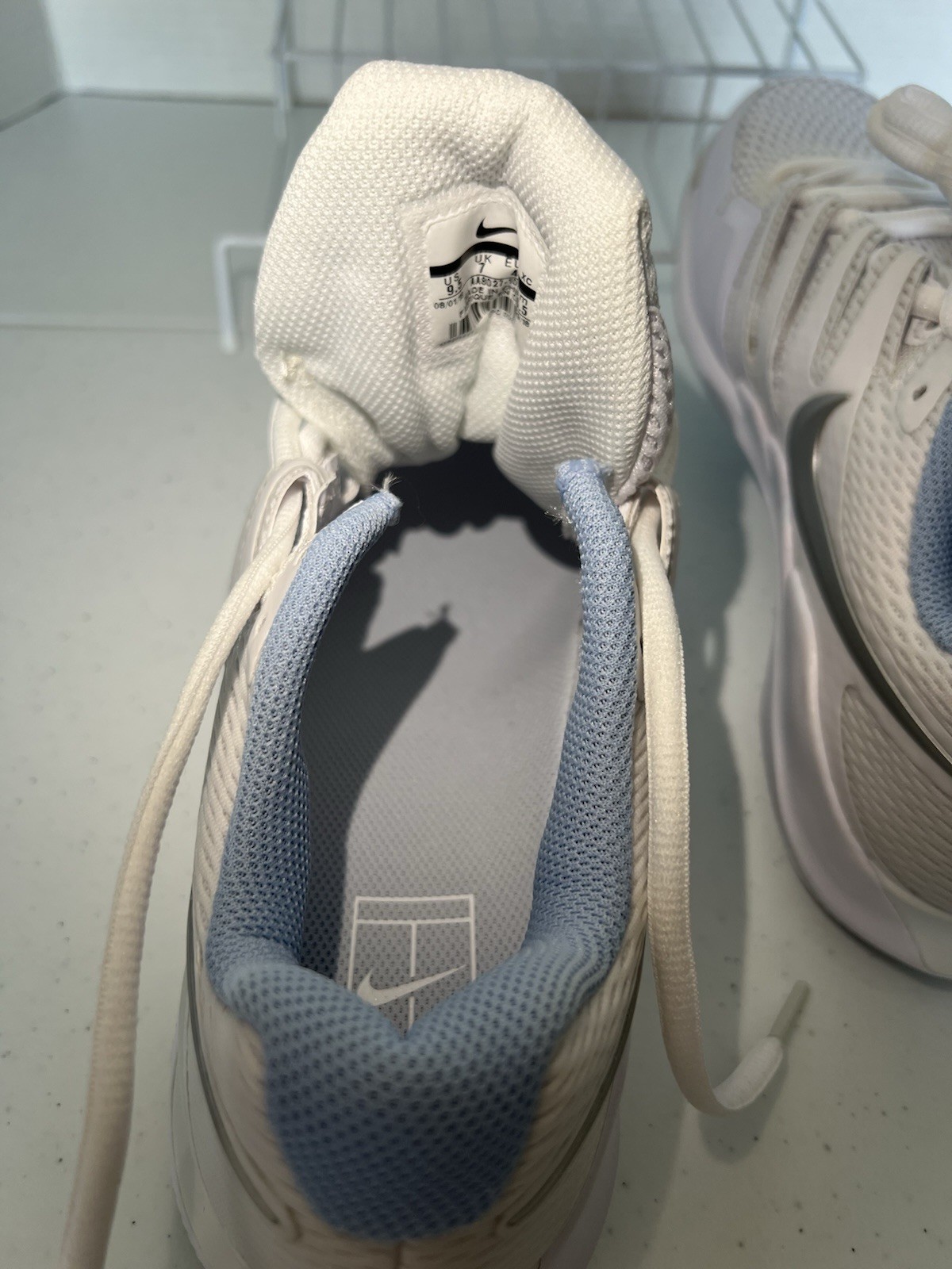 Nike Court Air Zoom Vapor X HC Womens Shoes White Silver AA8027-105 Size 9.5 NEW