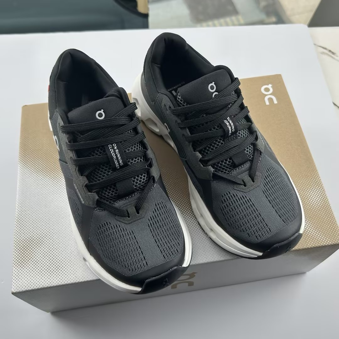 On Cloudrunner 2 Women’s Eclipse Black Lace Up Breathable Running Shoes US 6-9.5