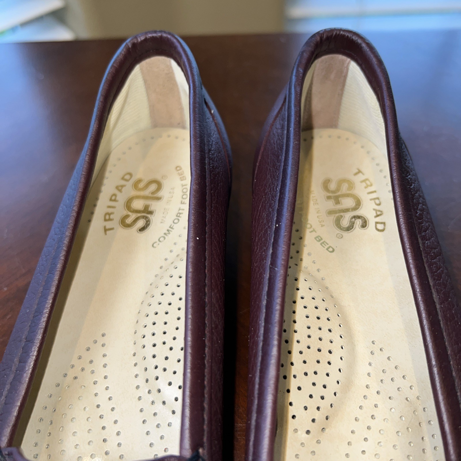 SAS Simplify Tripad Wine Loafer Shoes Sz 6.5 Comfort Support Walking Minimalist