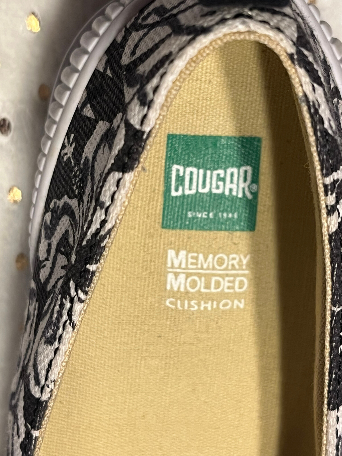 Cougar Sparkle SlipOn Shoe Comfort Black White Floral Casual Sneaker Women Sz 8M