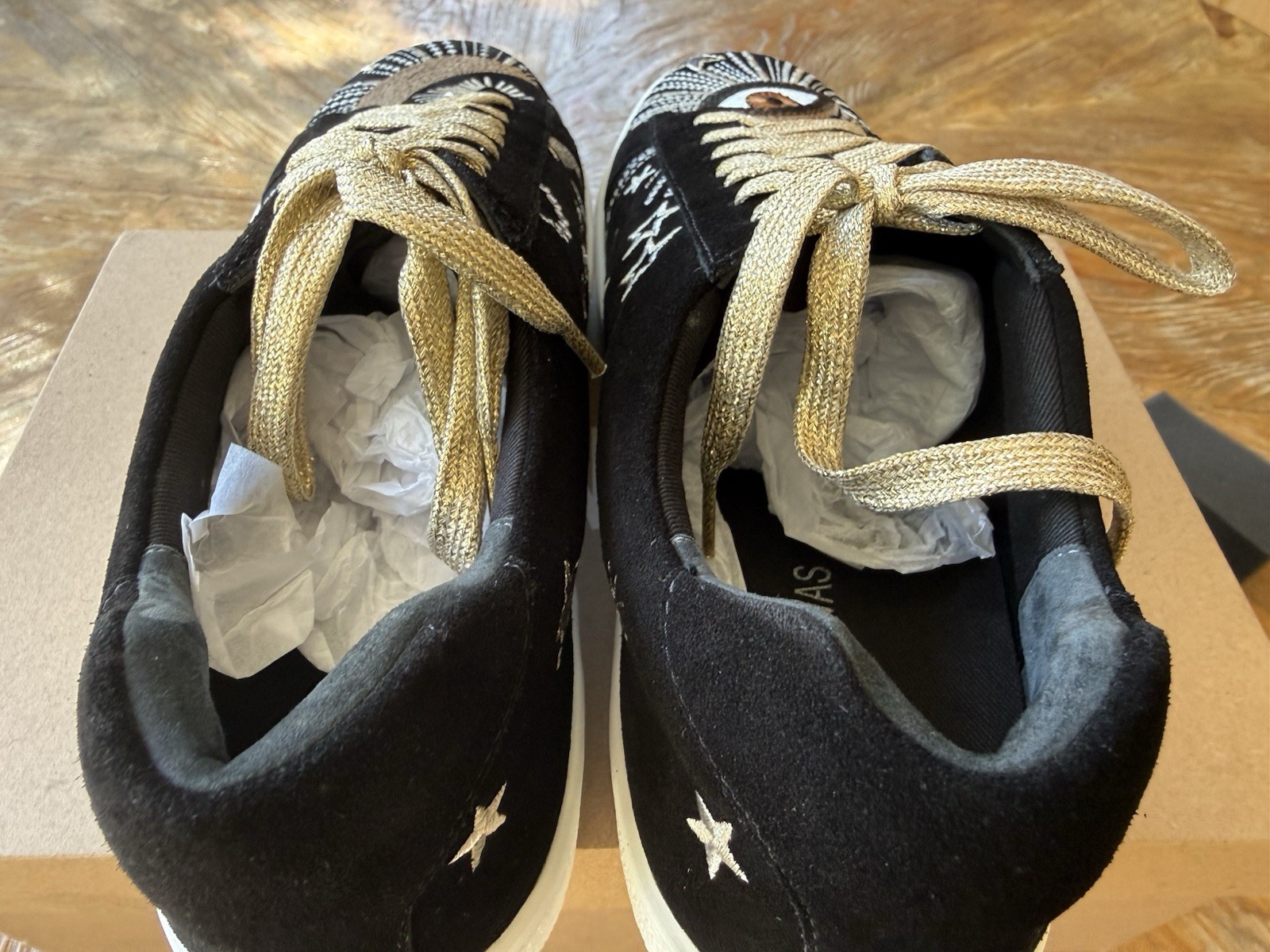 New in Box Johnny Was Lace Up Celestial Embroidered Suede Sneakers Size 9
