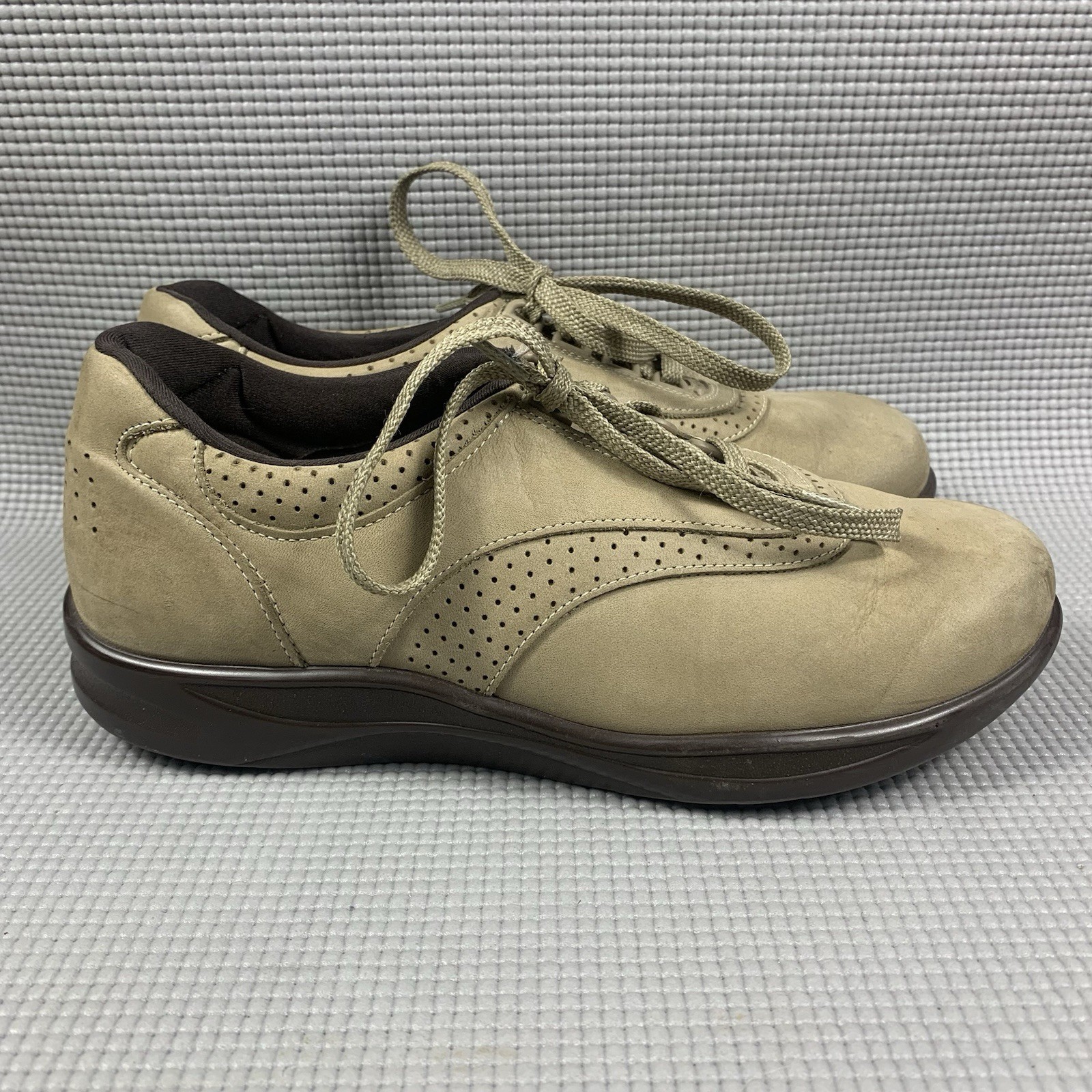 SAS Walk Easy Lace Up Shoes Womens Size 9.5 W Wide Tan Leather