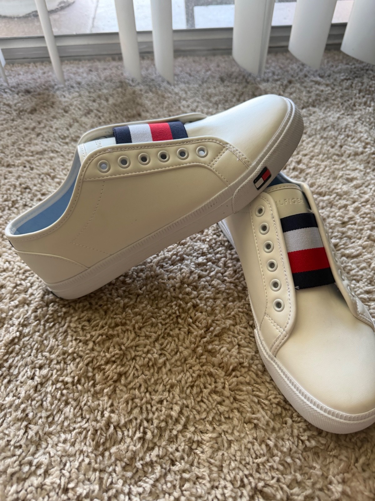 New TOMMY HILFIGER Anni Casual Sneaker Women’s Size US 7.5 M White Multi