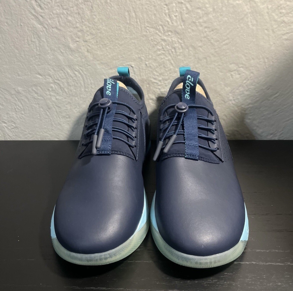 Clove Ombré Sole Unisex Nursing Shoes Women Size 9.5 Men Size 8