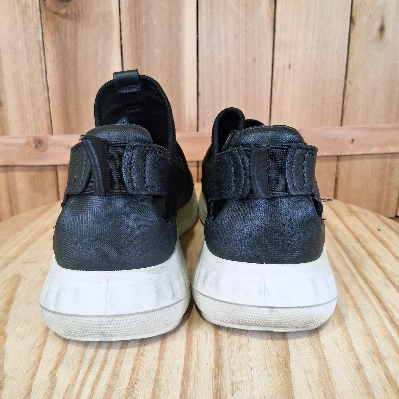 ECCO ST.1 Shoes Womens 8 Black Leather Slip On Strap Comfort Walking Sneakers